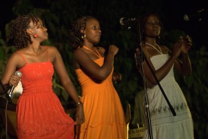006_qwela_Qwela ladies