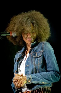 018_nneka_wb_nn2